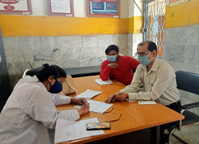 State Program Officer, Maternal Health, NIPI working with Professor and Head, Obstetrics and Gynecology & Hospital Manager on Equipment Gap assessment sheet